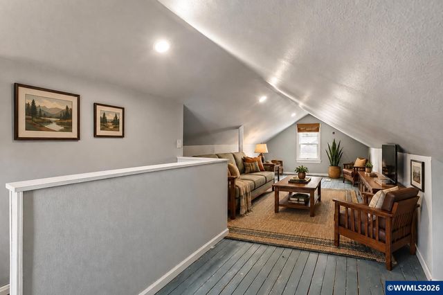 1235 Vista Av SE, Salem, OR 97302