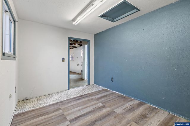 1235 Vista Av SE, Salem, OR 97302