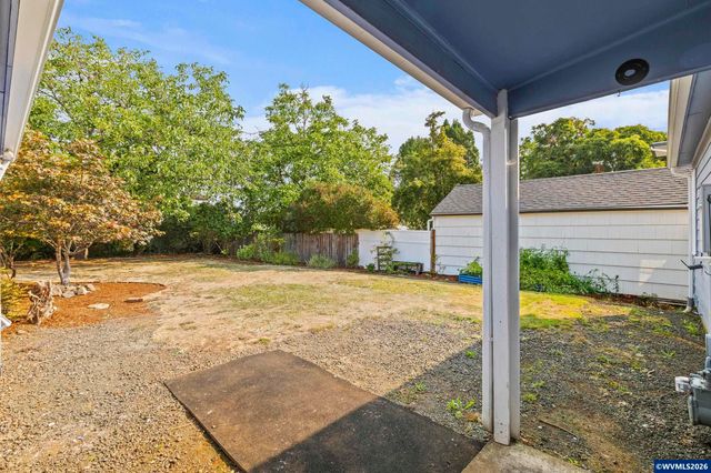 1235 Vista Av SE, Salem, OR 97302
