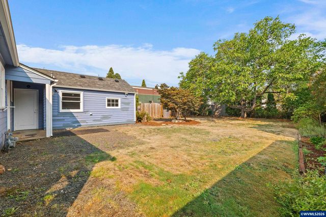 1235 Vista Av SE, Salem, OR 97302