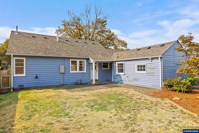 1235 Vista Av SE, Salem, OR 97302