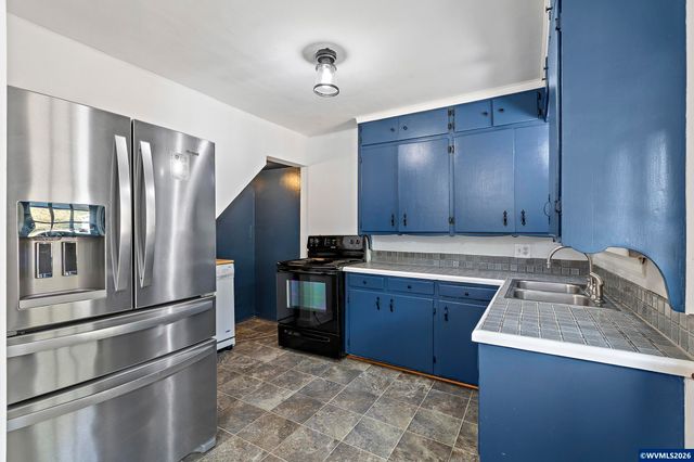 1235 Vista Av SE, Salem, OR 97302