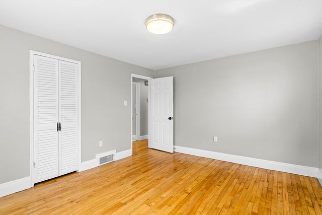 92 Gladeside Ave 1, Boston, MA 02126