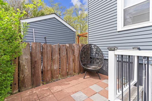 92 Gladeside Ave 1, Boston, MA 02126