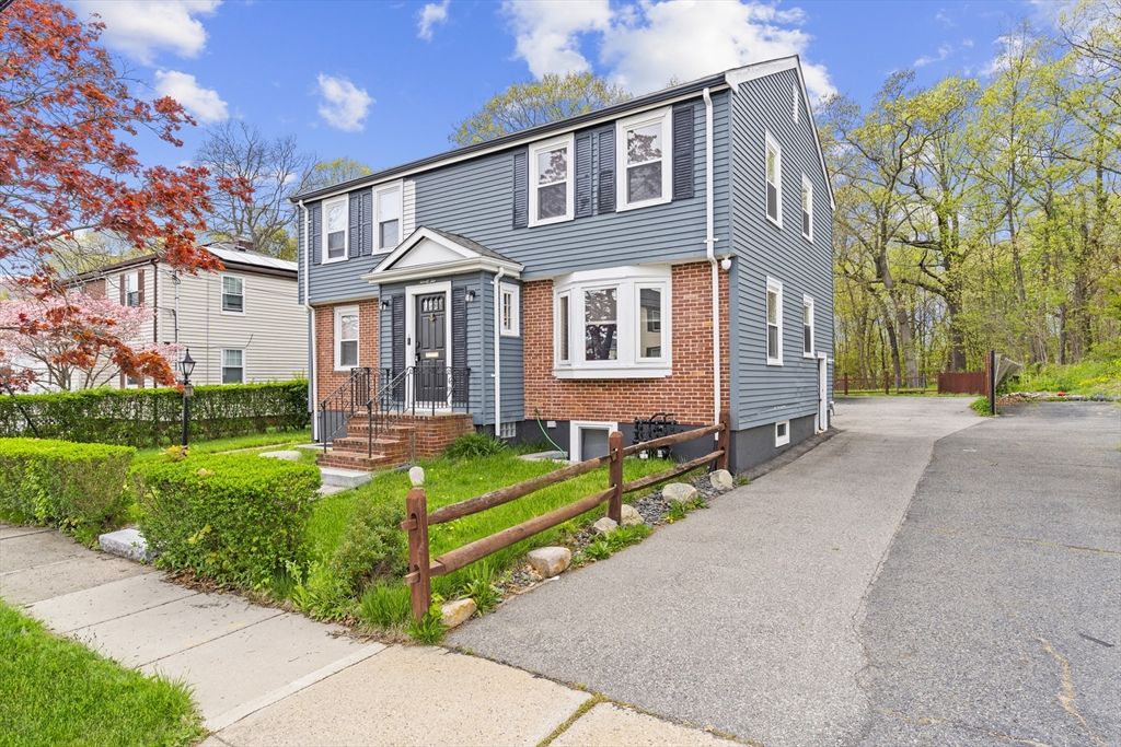 92 Gladeside Ave 1, Boston, MA 02126