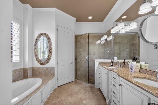 16801 Stallion Shores CT, Lindale, TX 75771