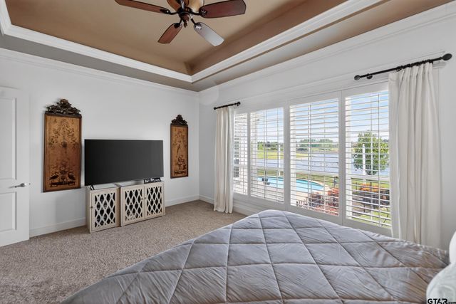 16801 Stallion Shores CT, Lindale, TX 75771