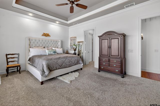 16801 Stallion Shores CT, Lindale, TX 75771