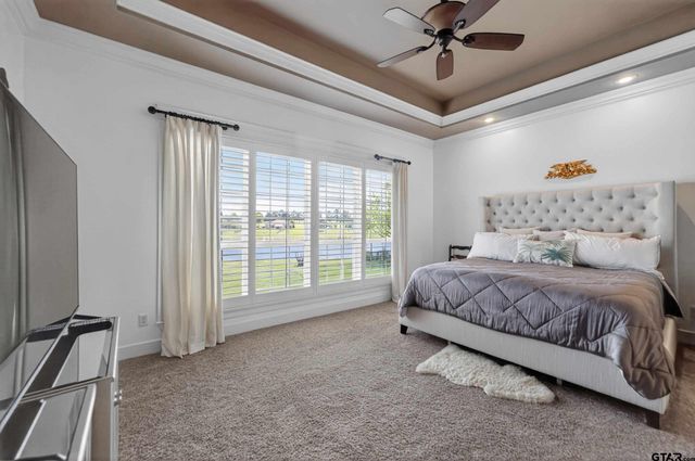 16801 Stallion Shores CT, Lindale, TX 75771