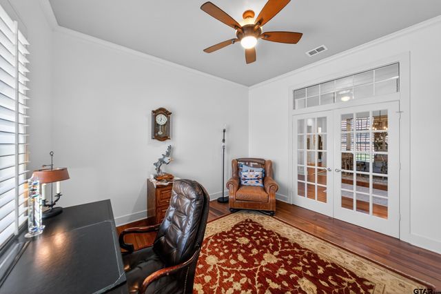 16801 Stallion Shores CT, Lindale, TX 75771