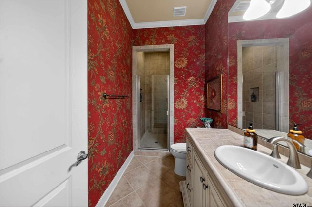 16801 Stallion Shores CT, Lindale, TX 75771