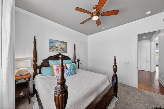 16801 Stallion Shores CT, Lindale, TX 75771