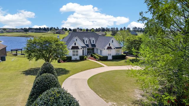 16801 Stallion Shores CT, Lindale, TX 75771