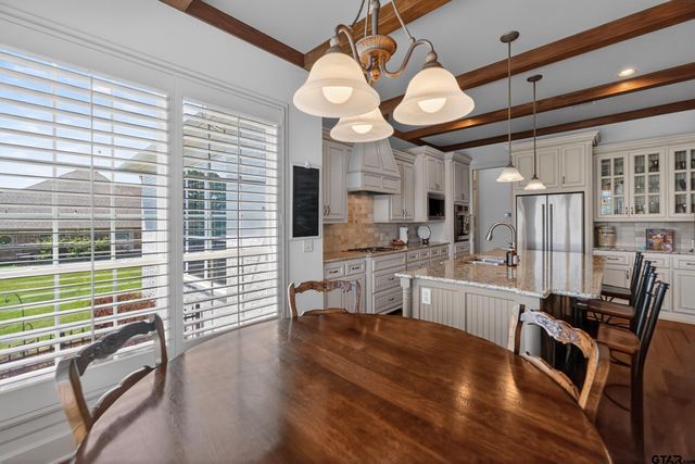 16801 Stallion Shores CT, Lindale, TX 75771