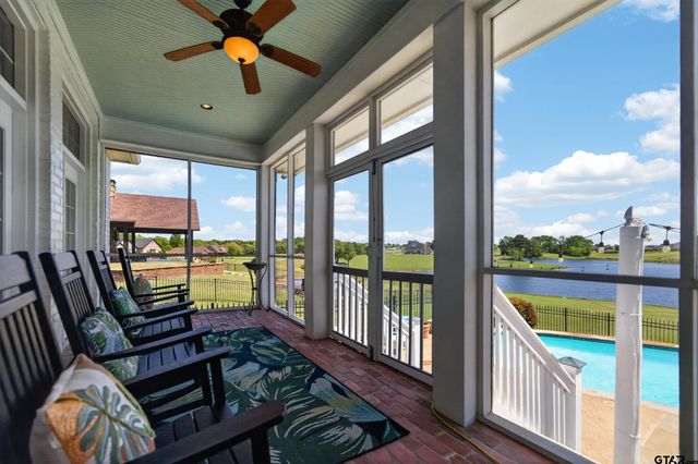 16801 Stallion Shores CT, Lindale, TX 75771