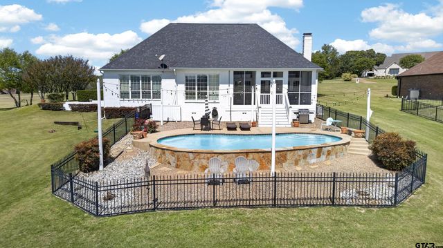 16801 Stallion Shores CT, Lindale, TX 75771