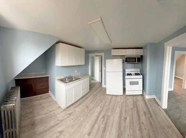 2011 Madison STREET, Manitowoc, WI 54220