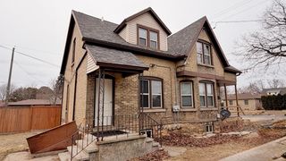 2011 Madison STREET, Manitowoc, WI 54220