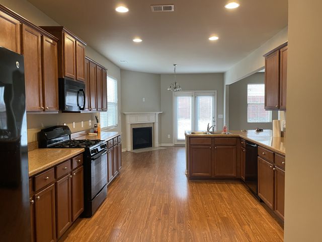 951 Morning Rd, Antioch, TN 37013