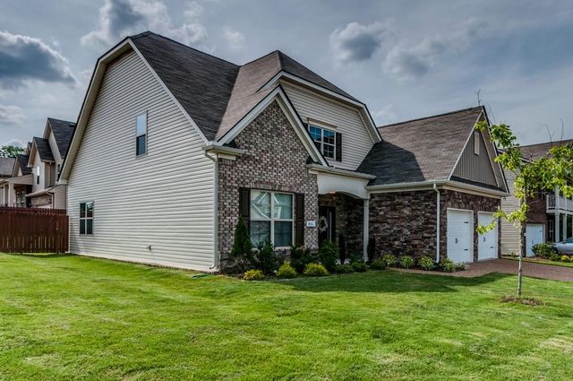 951 Morning Rd, Antioch, TN 37013