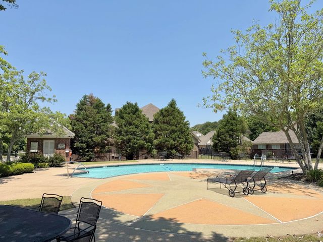 10751 WHISPER SAGE DR, Collierville, TN 38017