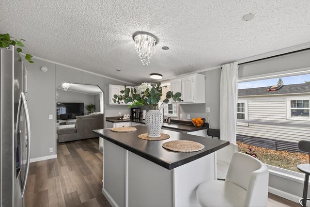 2695 Alissa Lane, Maplewood, MN 55119