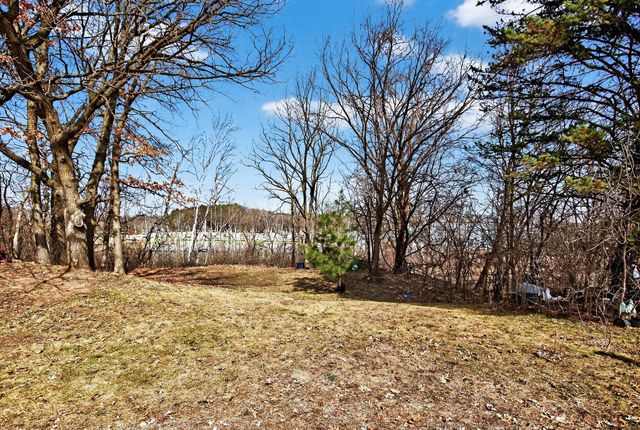 2695 Alissa Lane, Maplewood, MN 55119