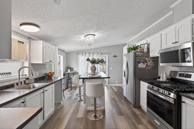 2695 Alissa Lane, Maplewood, MN 55119