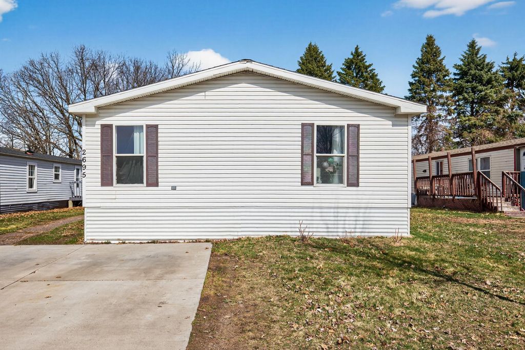 2695 Alissa Lane, Maplewood, MN 55119 — photo 2
