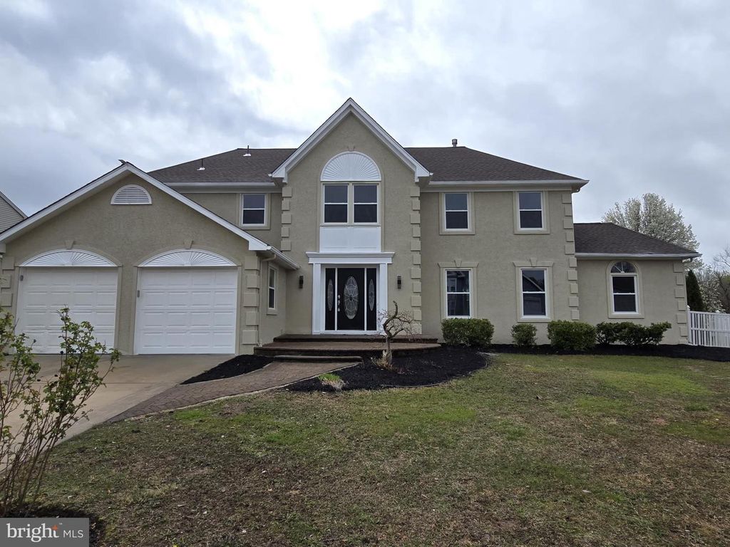 105 RABBIT RUN ROAD, Sewell, NJ 08080