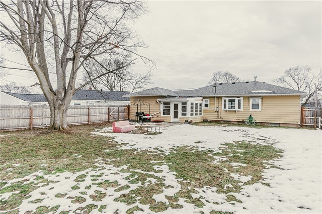 143 Sandalwood Drive, Greece, NY 14616