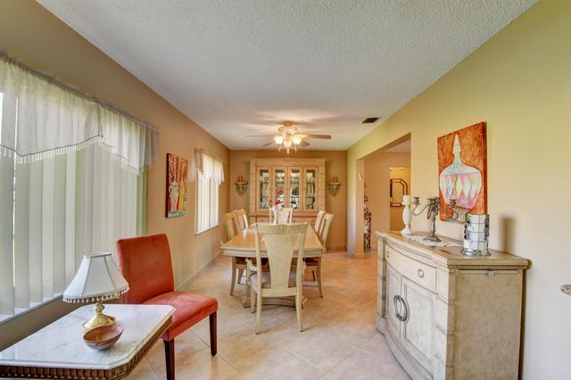 14425 Amapola Way, Delray Beach, FL 33484