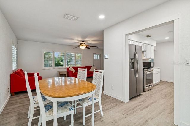 4601 VENETIAN BOULEVARD NE, St Petersburg, FL 33703