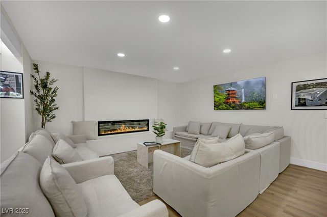 4061 West Eldorado Lane, Las Vegas, NV 89139