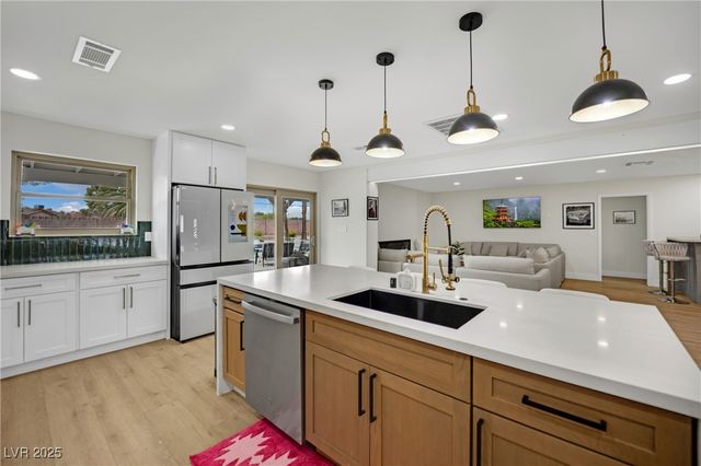 4061 West Eldorado Lane, Las Vegas, NV 89139