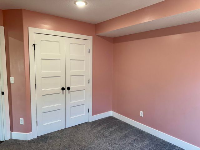4429 S Mount Carmel, Wichita, KS 67217