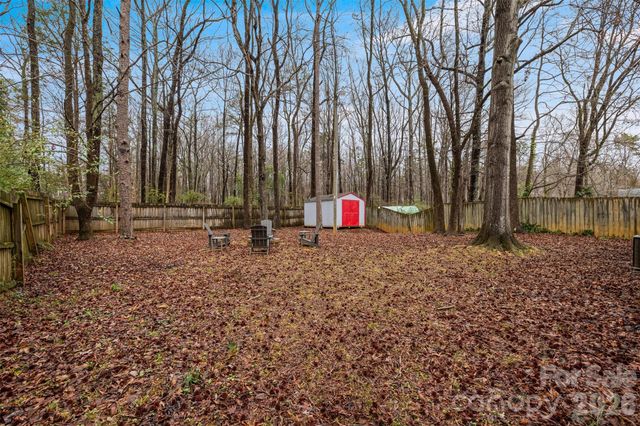 708 Pennwood Lane, Charlotte, NC 28215