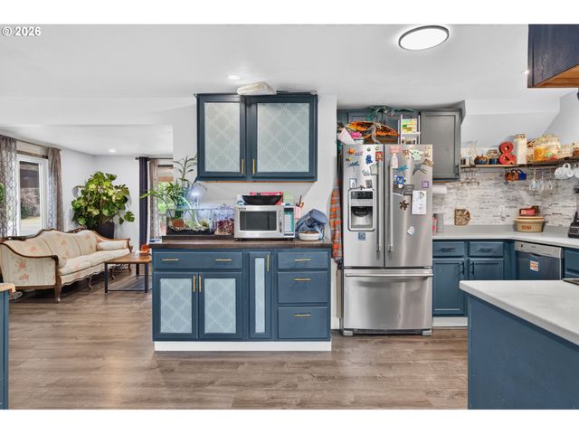 19095 Sw KINNAMAN Rd, Beaverton, OR 97078
