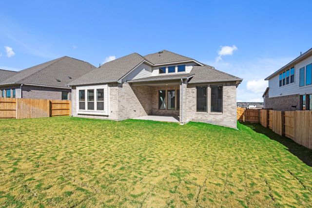 105 Gibbs DR, Liberty Hill, TX 78642