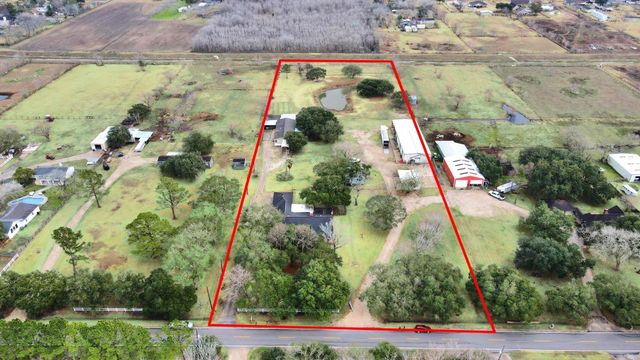 17115 County Road 831, Pearland, TX 77584