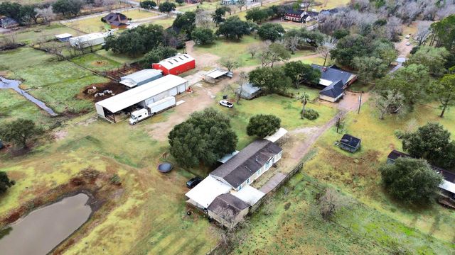 17115 County Road 831, Pearland, TX 77584