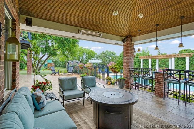 3419 Castle Court, Durant, OK 74701
