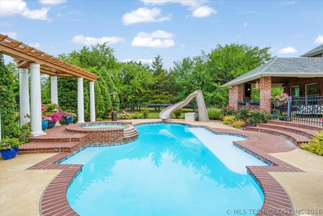 3419 Castle Court, Durant, OK 74701