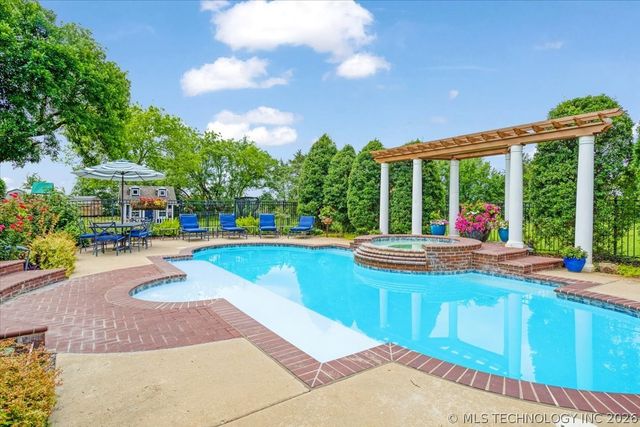 3419 Castle Court, Durant, OK 74701