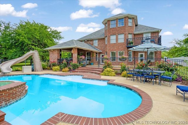 3419 Castle Court, Durant, OK 74701