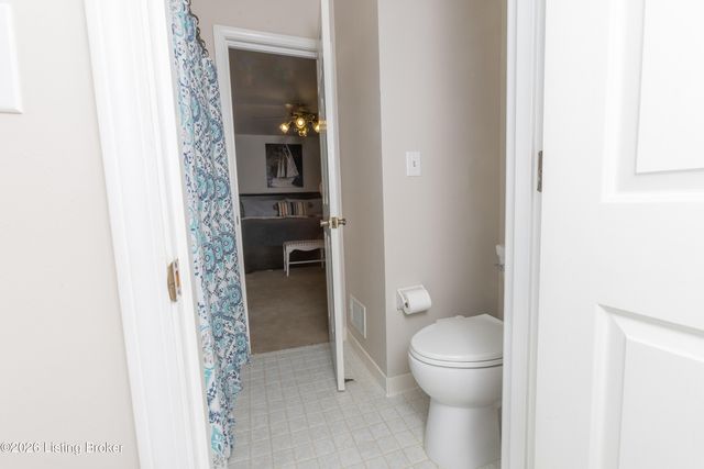 10300 Falling Tree Way, Louisville, KY 40223