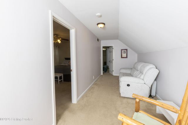 10300 Falling Tree Way, Louisville, KY 40223