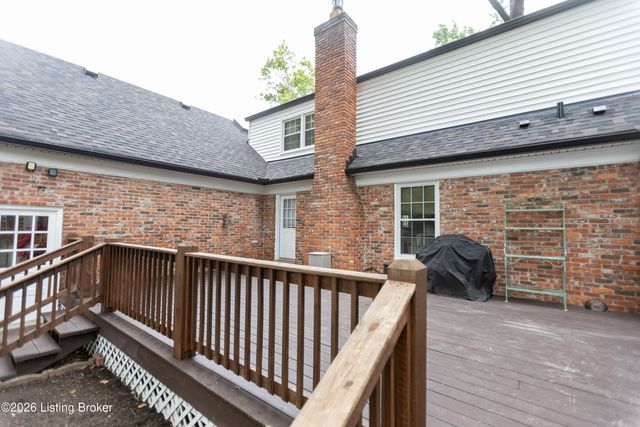 10300 Falling Tree Way, Louisville, KY 40223