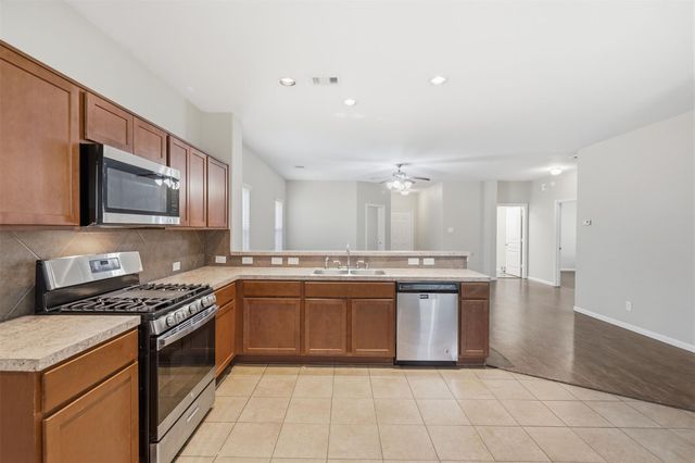6015 Burnet Bend Avenue, Crosby, TX 77532
