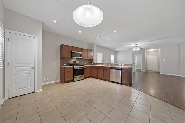 6015 Burnet Bend Avenue, Crosby, TX 77532